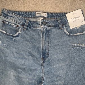 Abercrombie and Fitch skinny curvy high rise jeans size 14 short